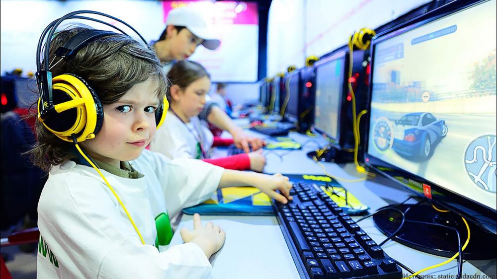 Российских школьников разрешили обучать киберспорту