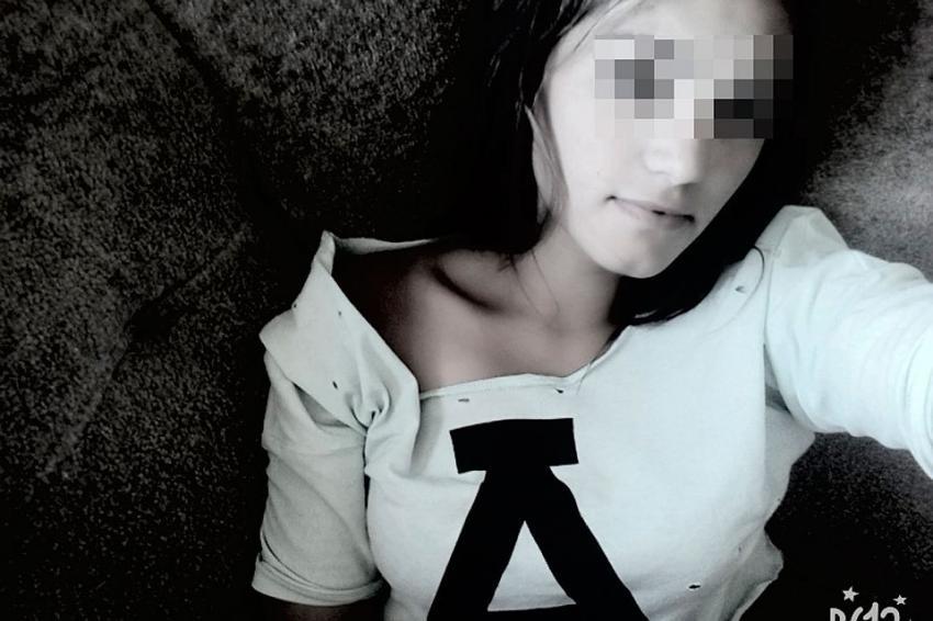 На Алтае школьницу привязали к двери машины, изнасиловали и убили