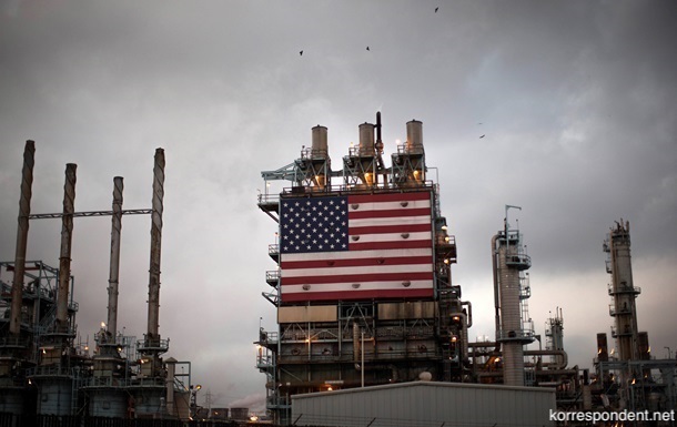 Цена на американскую нефть рухнула до отрицательных значений